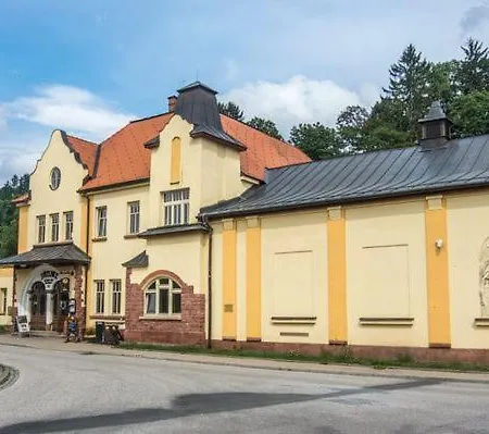 Vrchlabsky Domek U Jirinky Villa *