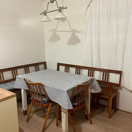 Vrchlabsky U Jirinky Villa *